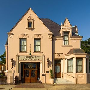Inn At The Old Jail
